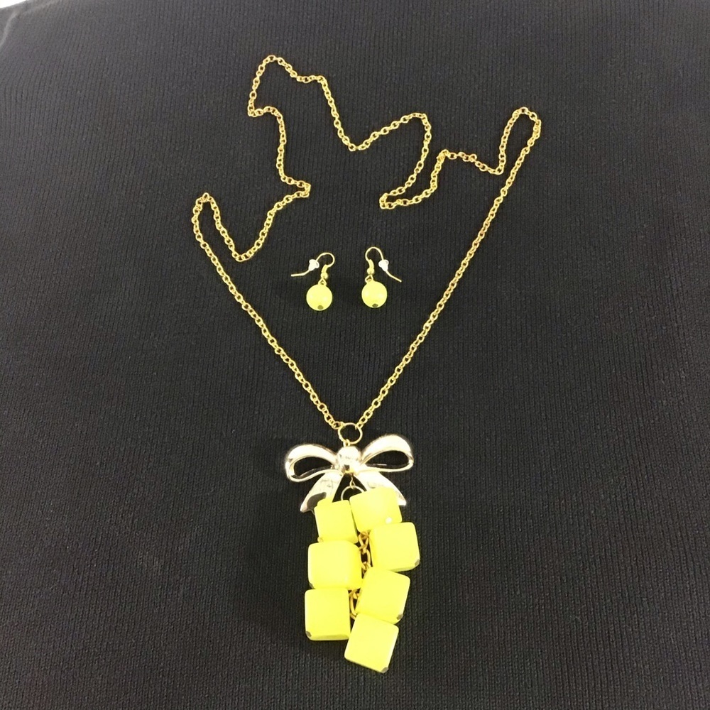 Necklace and Dangle Earring Set